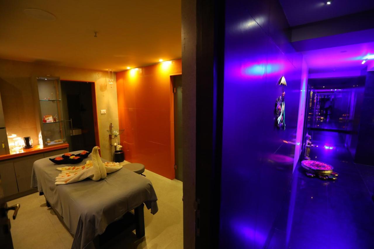 V 7 Hotel Chennai Luaran gambar